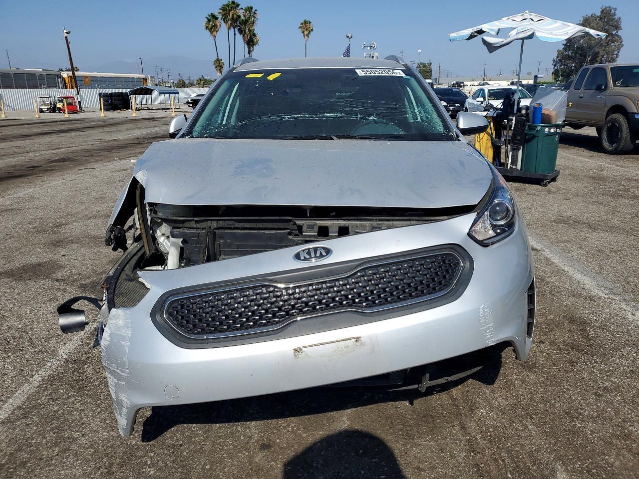2019 Kia Niro Lx - Image 5