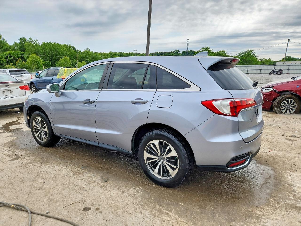 2016 Acura Rdx Advance - Image 2