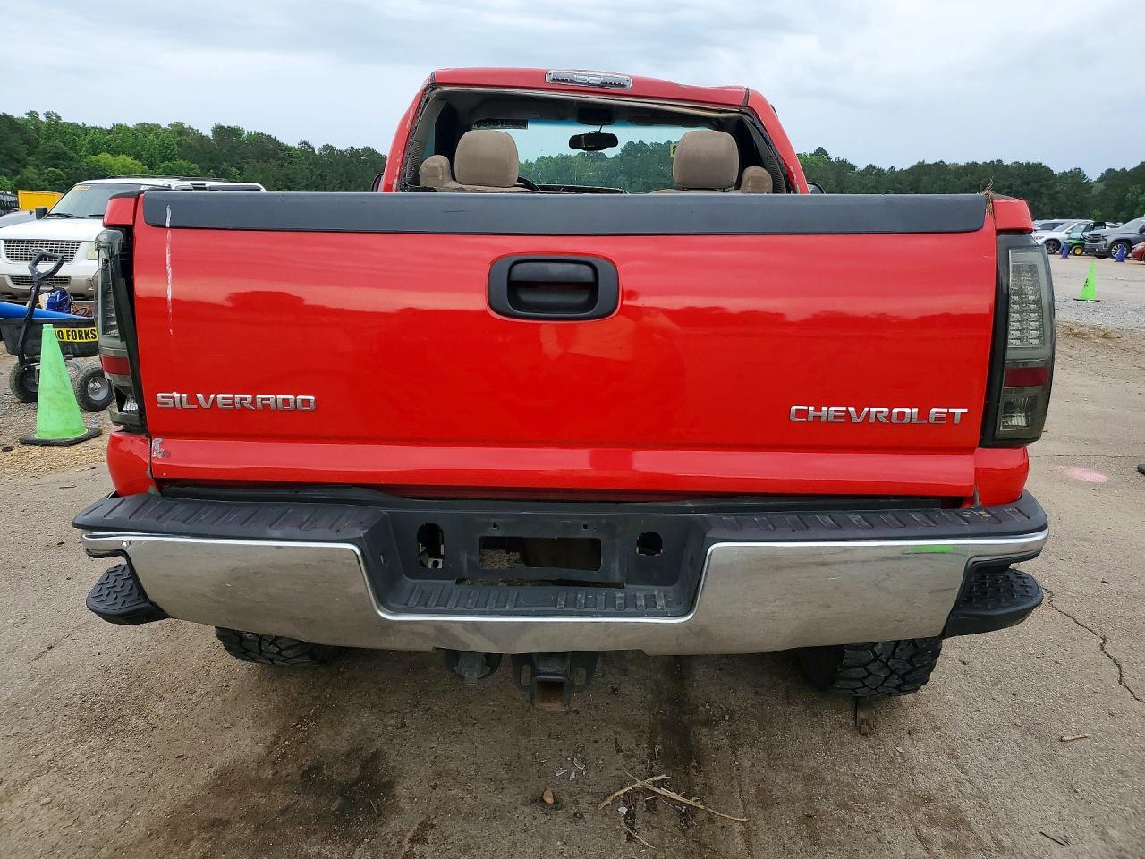 2003 Chevrolet Silverado K1500 - Image 6