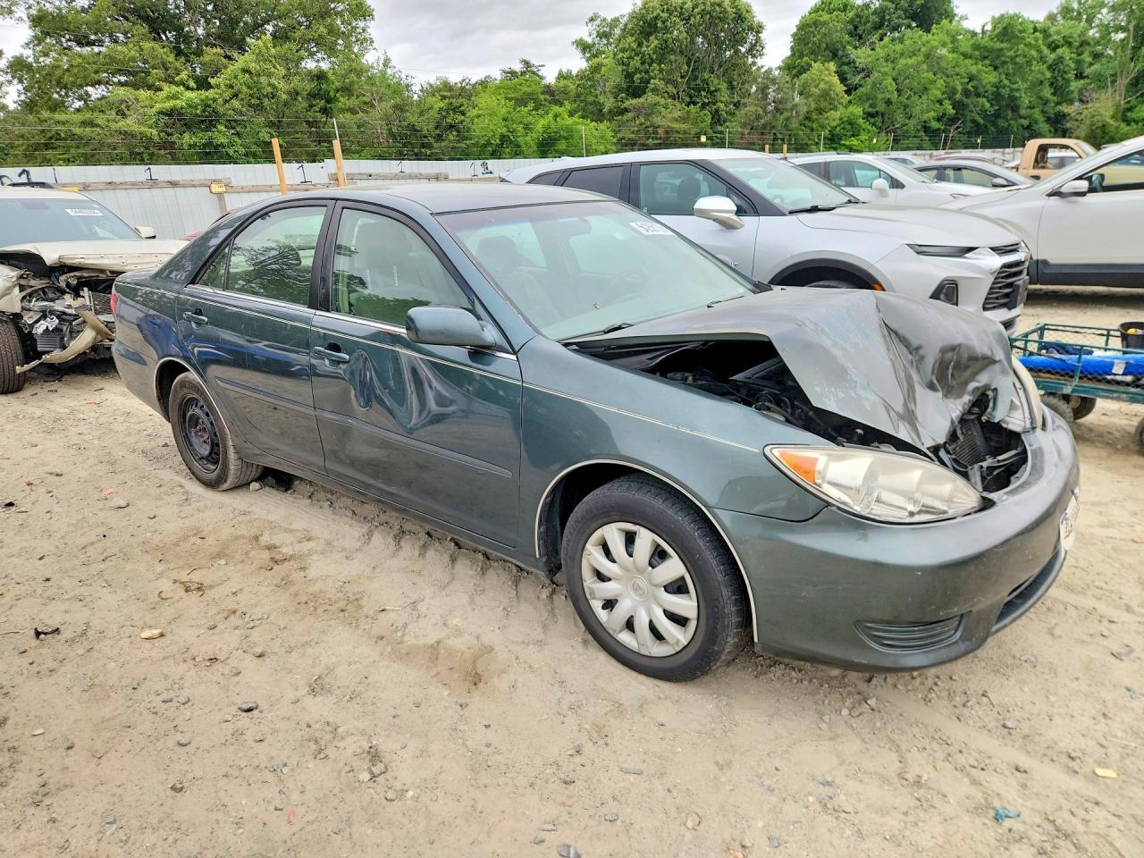 2005 Toyota Camry Le - Фото 4
