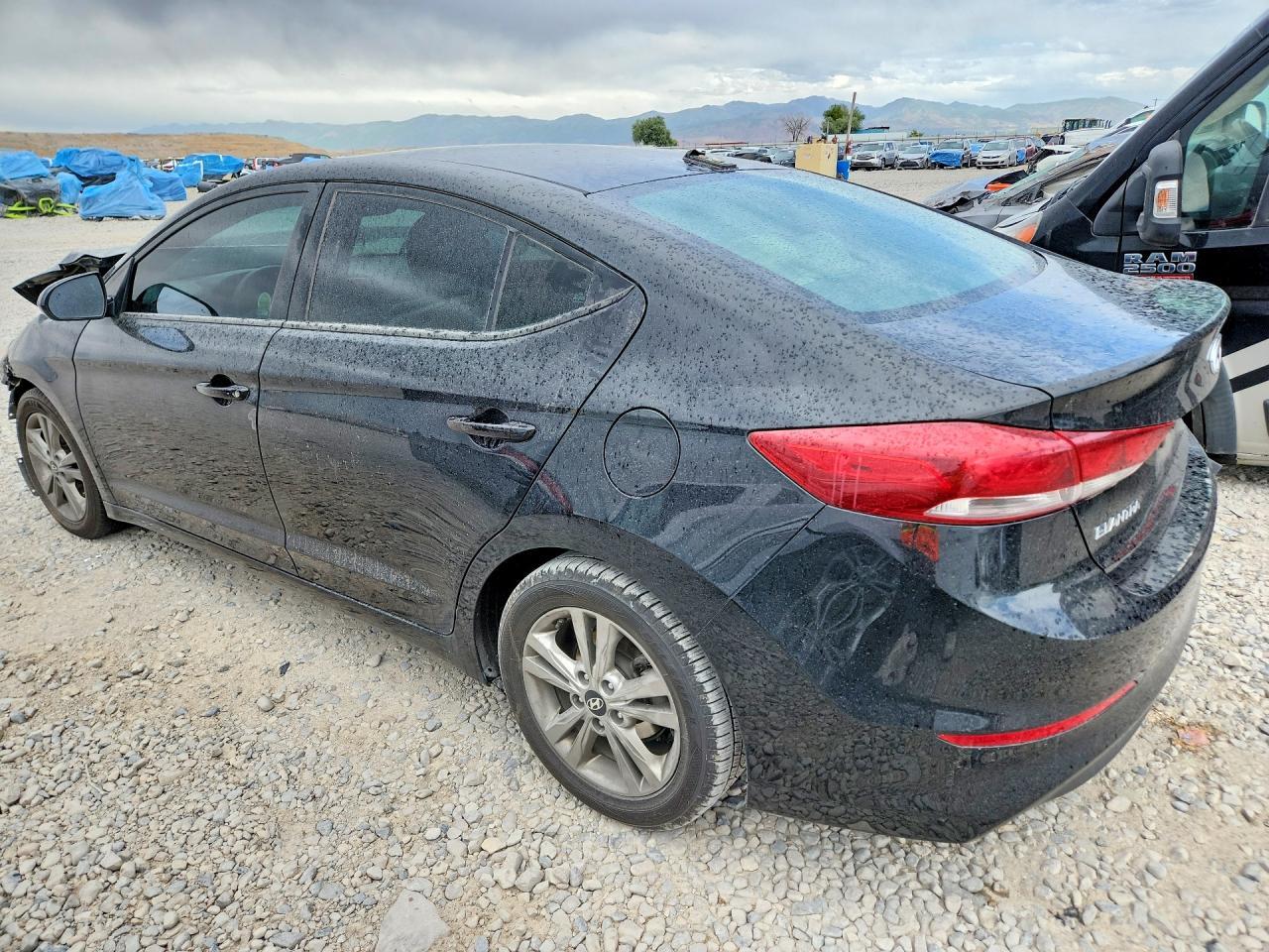 2018 Hyundai Elantra Sel - Image 2