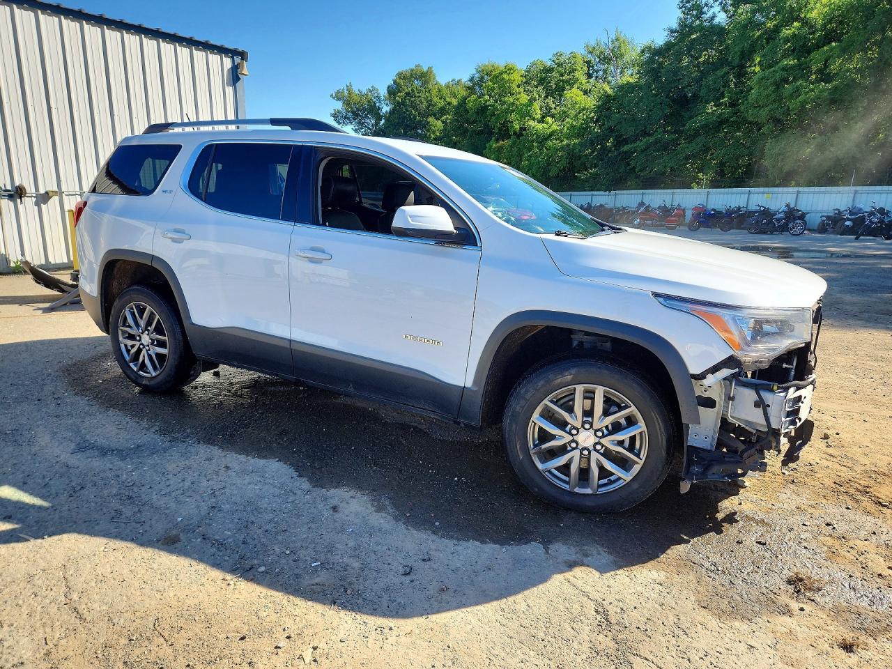 2017 GMC Acadia Slt-1 - Image 4