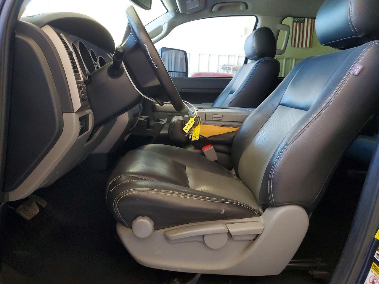 2013 Toyota Tundra Crewmax Sr5 - Image 7