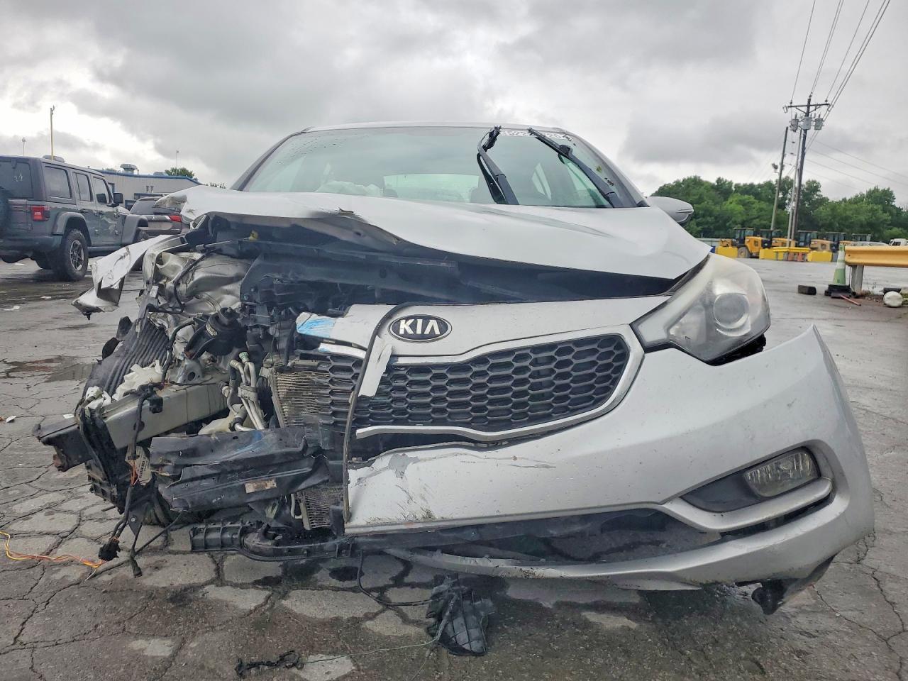 2016 Kia Forte - Фото 5