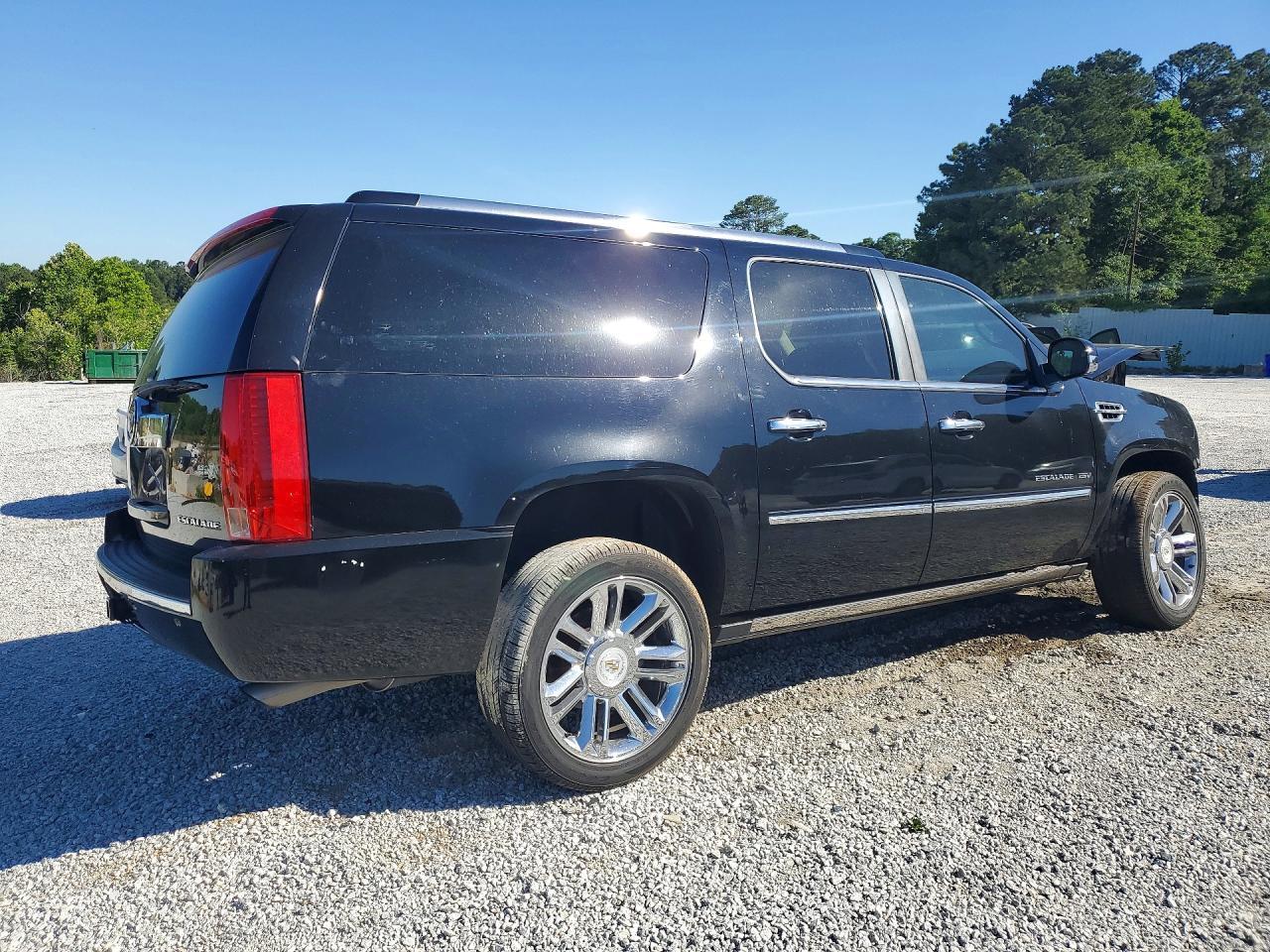2011 Cadillac Escalade Esv Platinum - Image 3