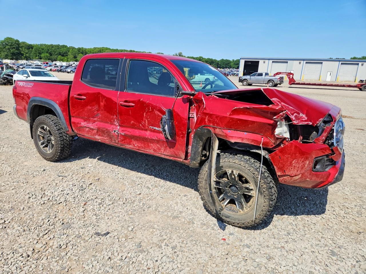 2016 Toyota Tacoma Trd Off-Road - Image 4