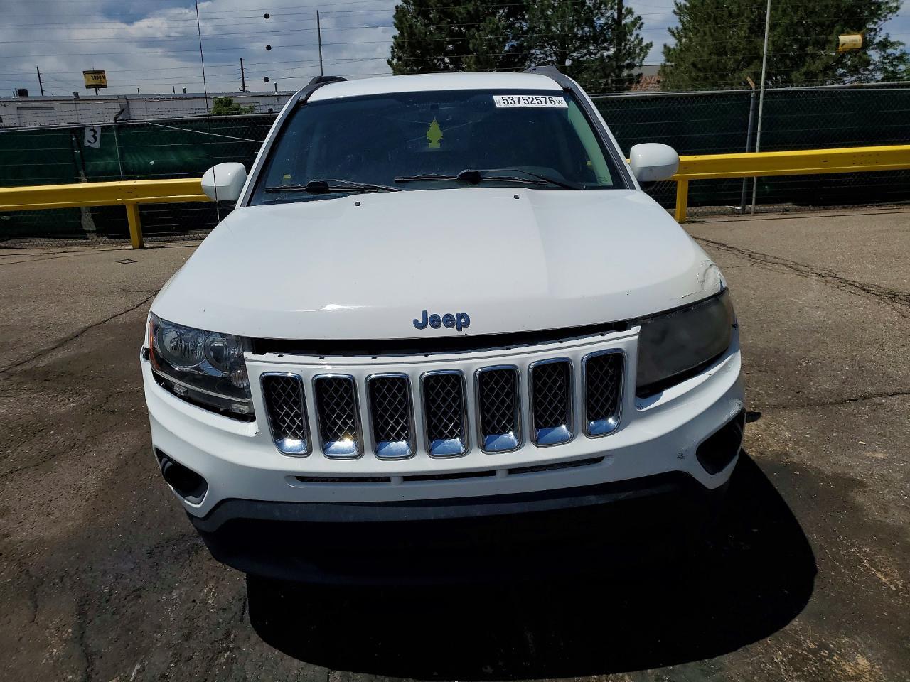 2017 Jeep Compass Latitude - Image 5