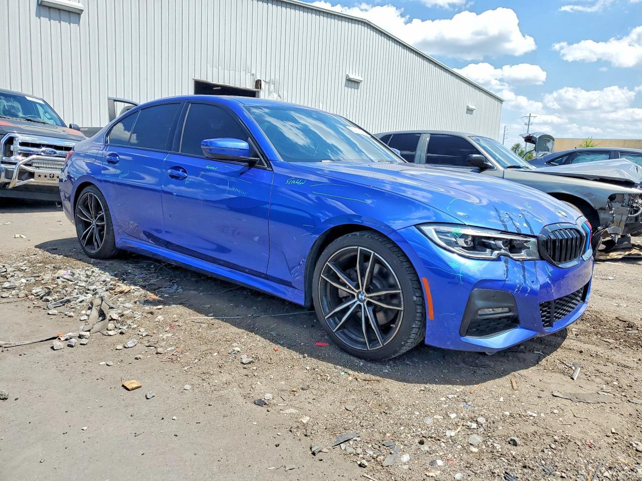 2020 BMW 330I - Image 4
