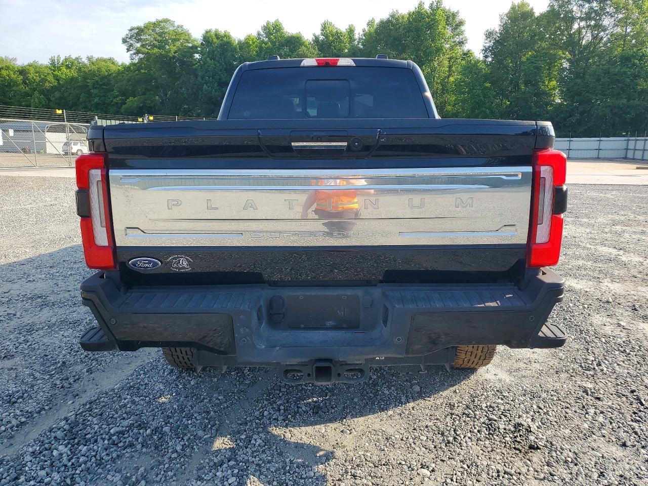 2024 Ford F250 Super Duty - Фото 6