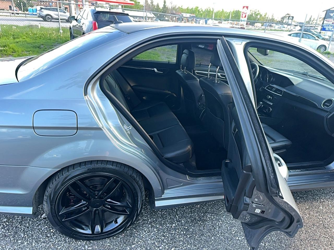 2013 Mercedes-Benz C 300 4Matic - Image 6