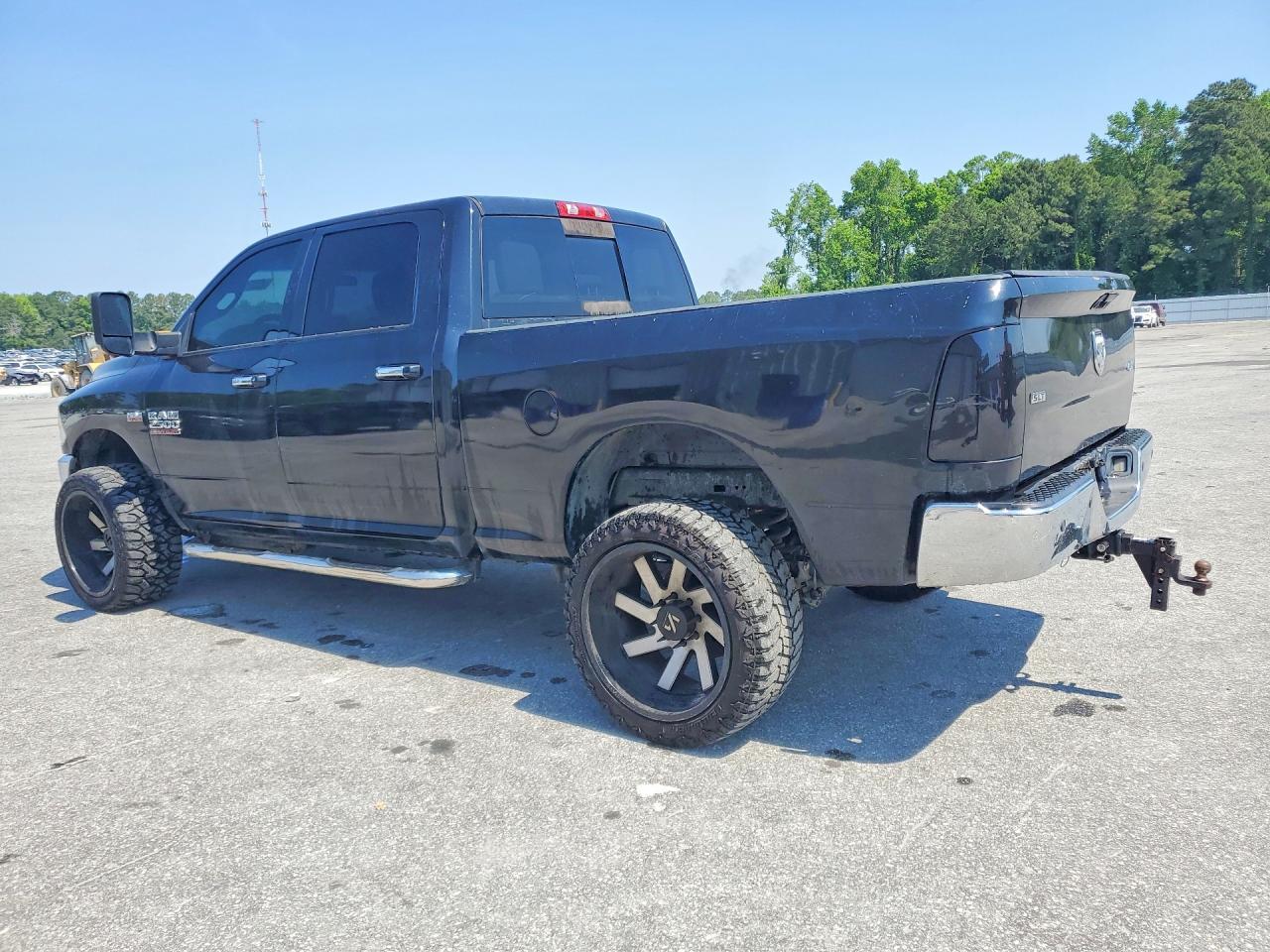 2017 Ram 2500 Slt - Фото 2