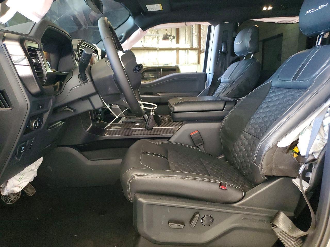 2025 Ford F150 Lariat - Фото 7