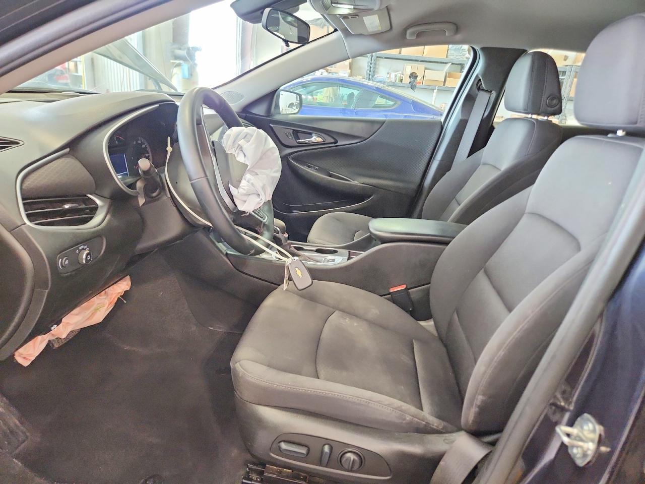 2023 Chevrolet Malibu Rs - Image 7