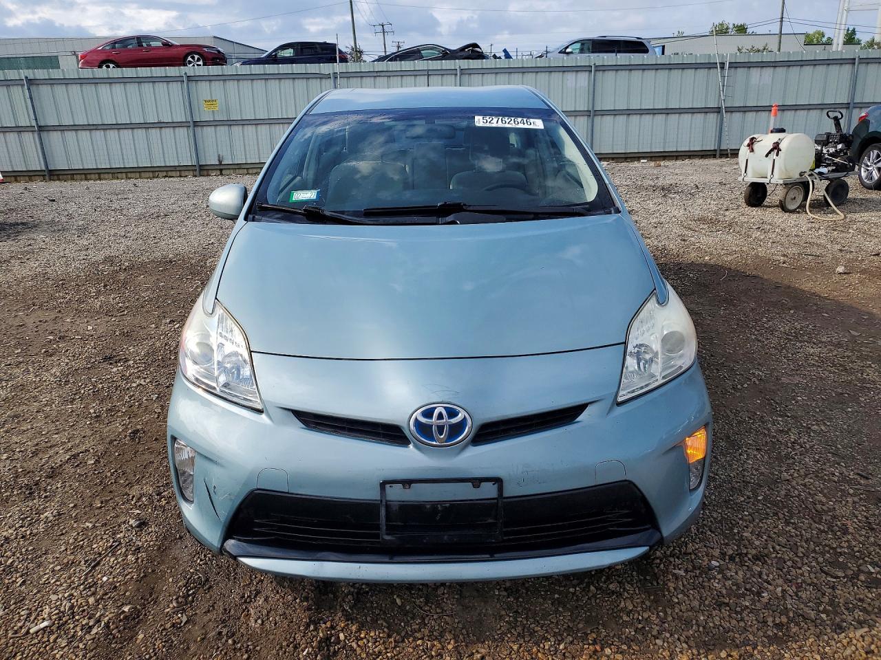 2014 Toyota Prius Two - Фото 5