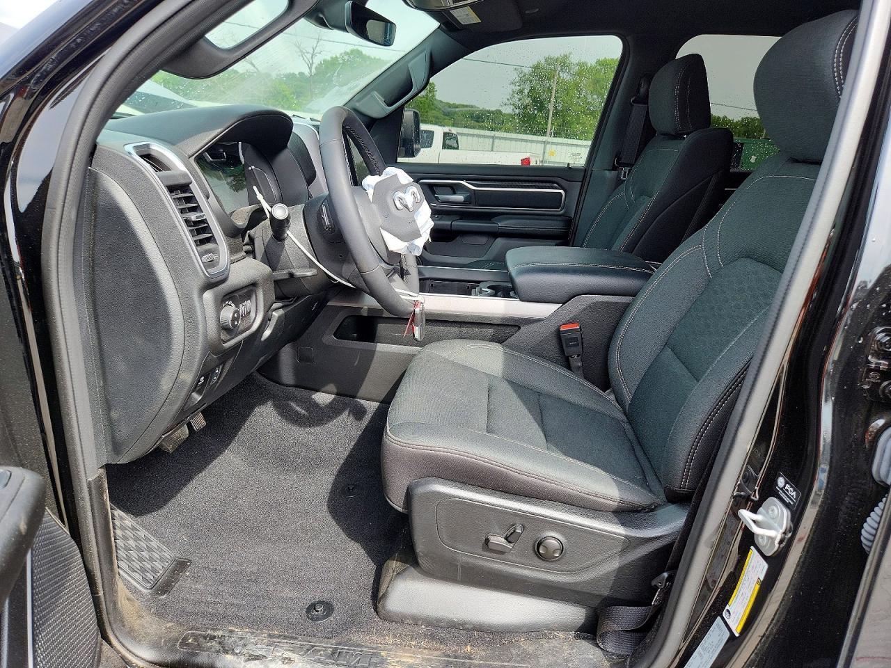 2026 Ram 1500 Big Horn - Фото 7