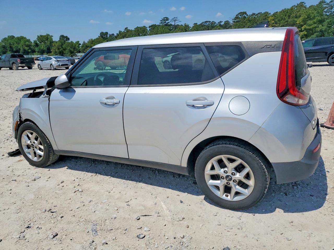 2021 Kia Soul S - Image 2