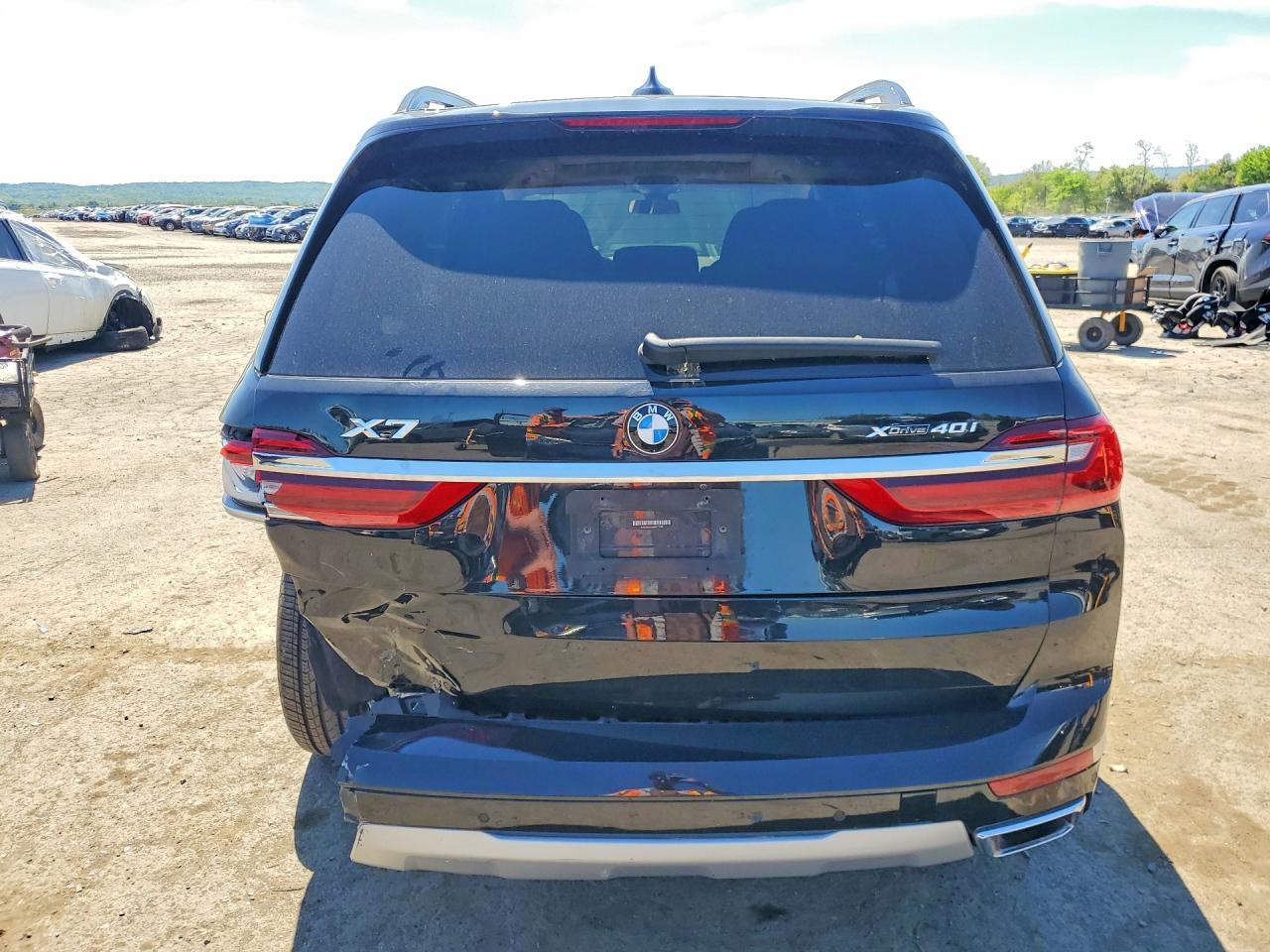 2021 BMW X7 xDrive40I - Фото 6