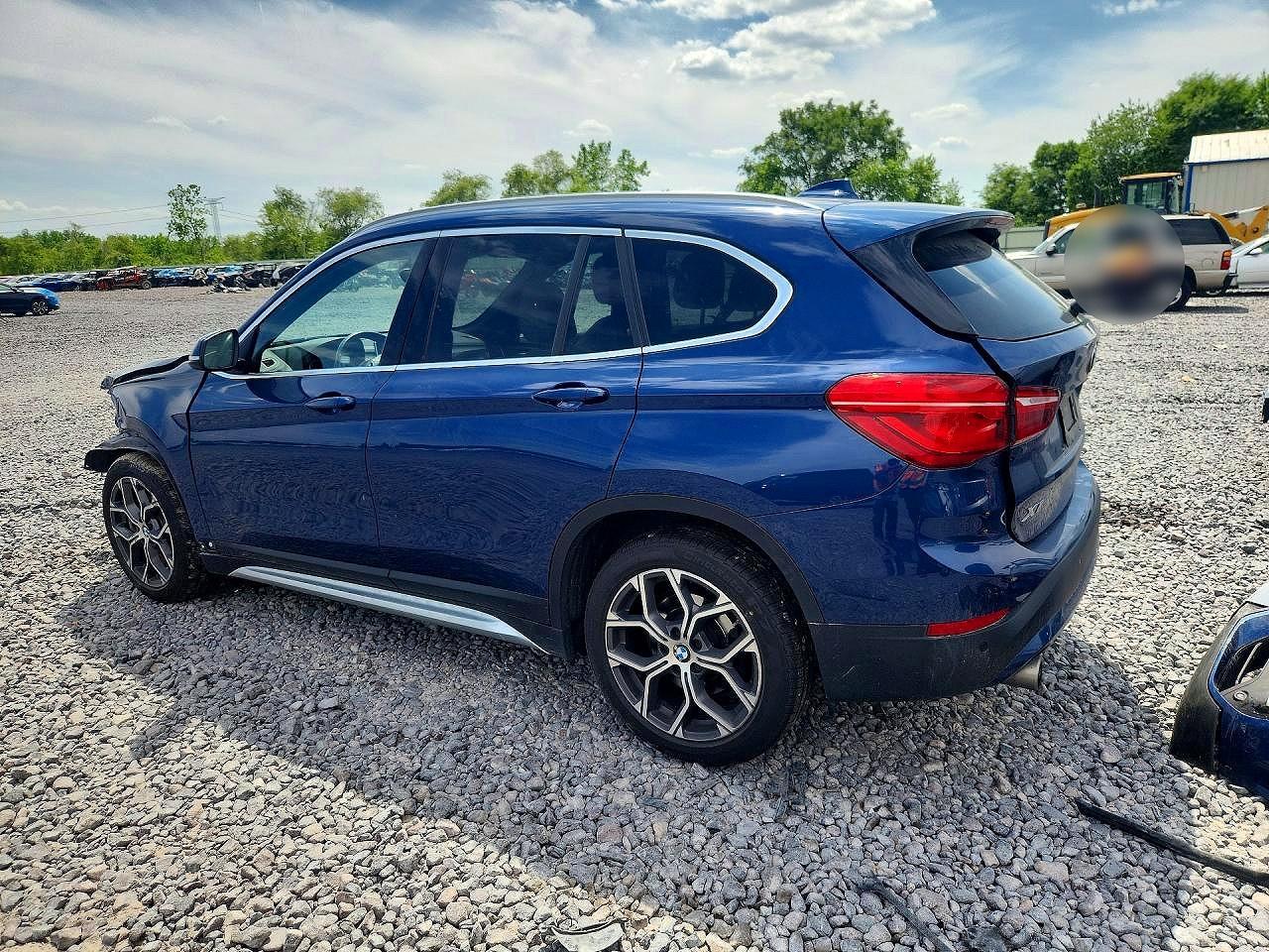2021 BMW X1 xDrive28I - Image 2