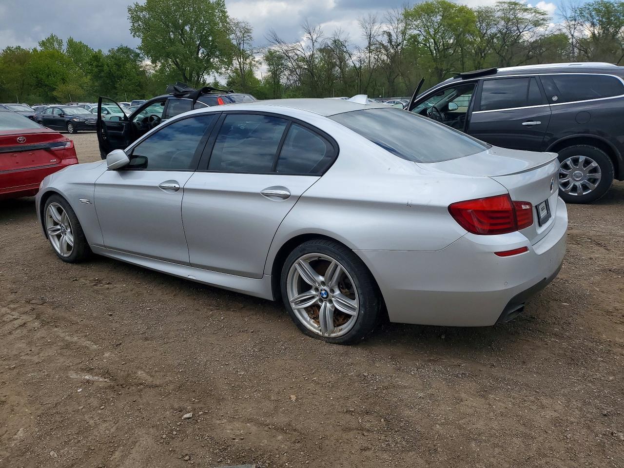 2013 BMW 550 Xi - Фото 2
