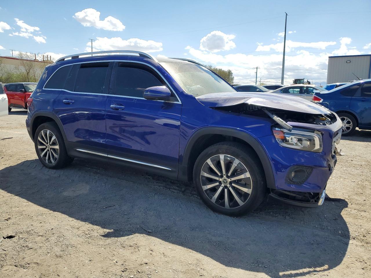 2023 Mercedes-Benz Glb 250 - Image 4