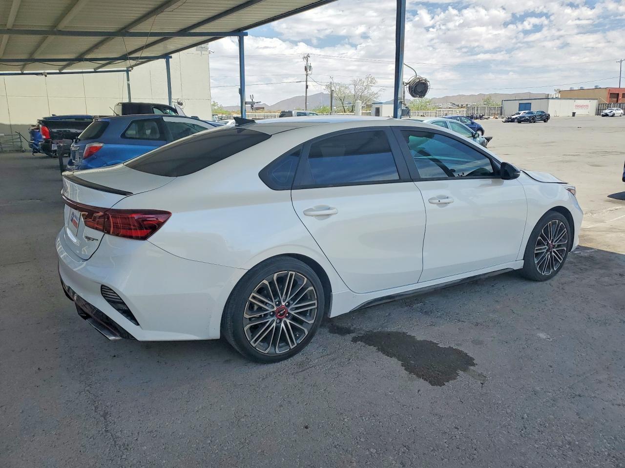 2022 Kia Forte - Фото 3