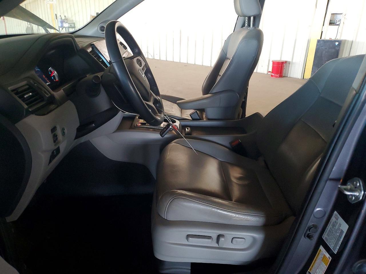 2021 Honda Pilot Touring - Image 7