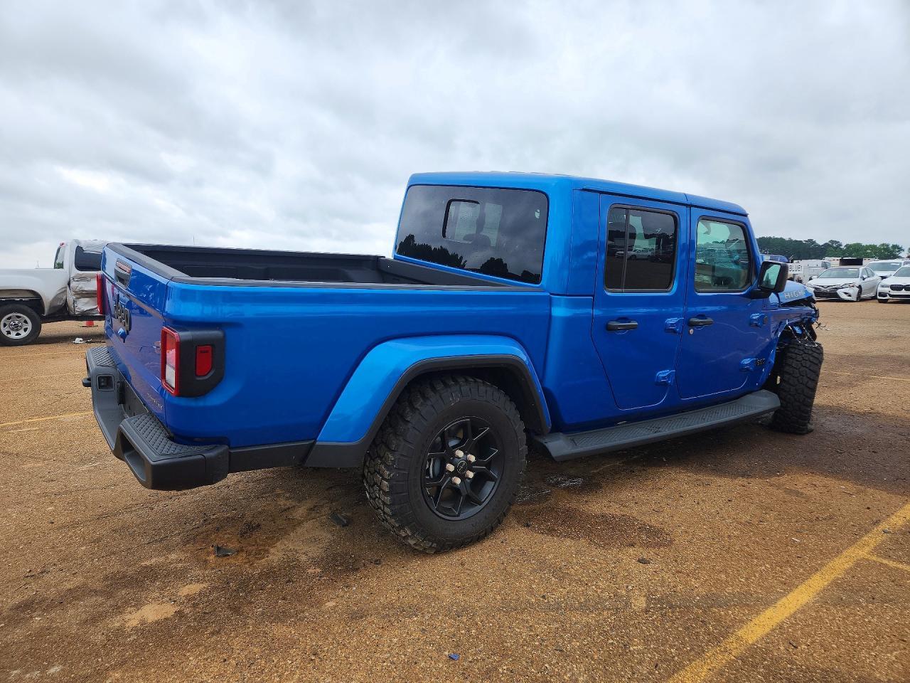 2025 Jeep Gladiator Sport - Фото 3
