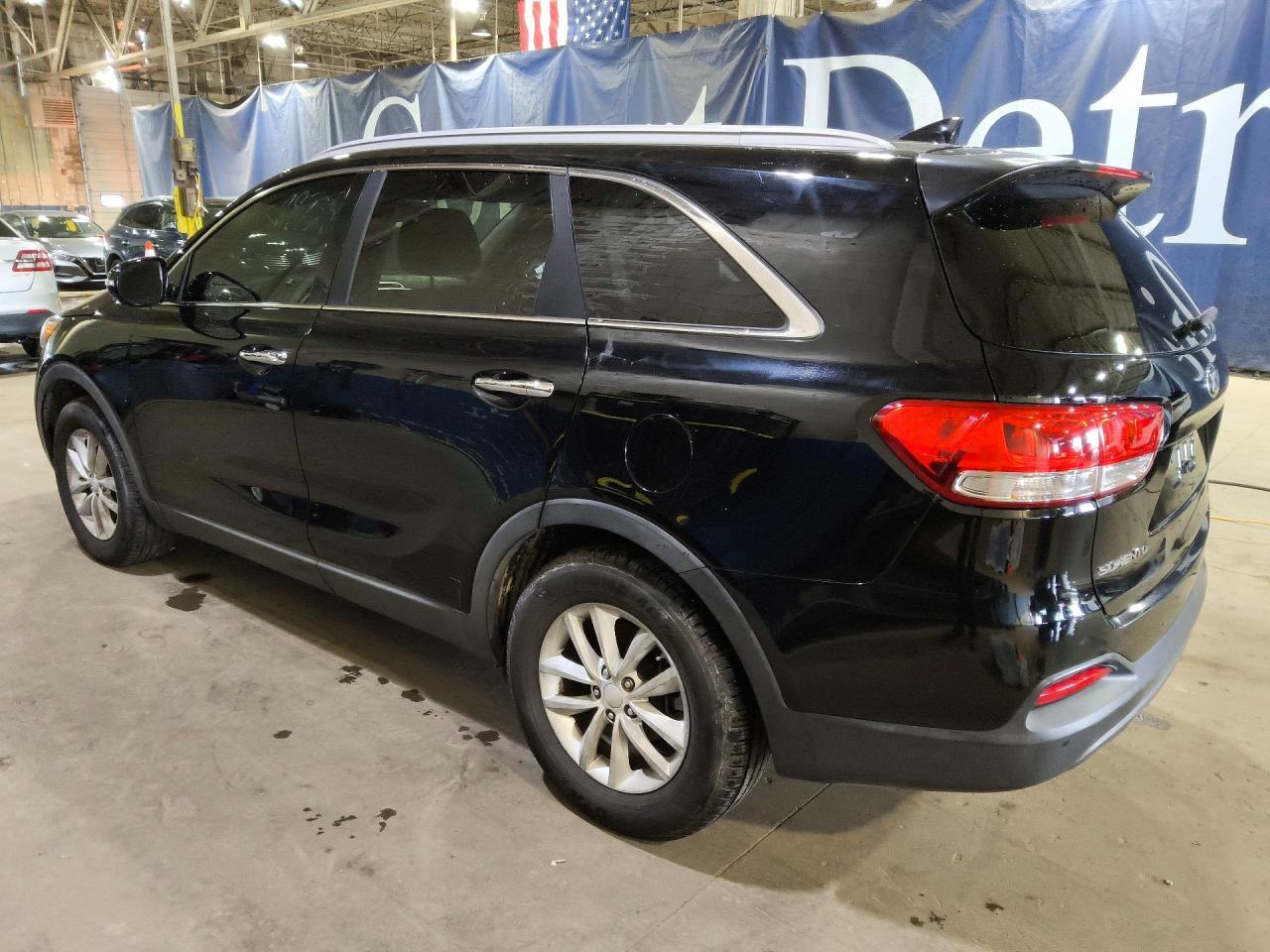 2016 Kia Sorento Lx - Image 2