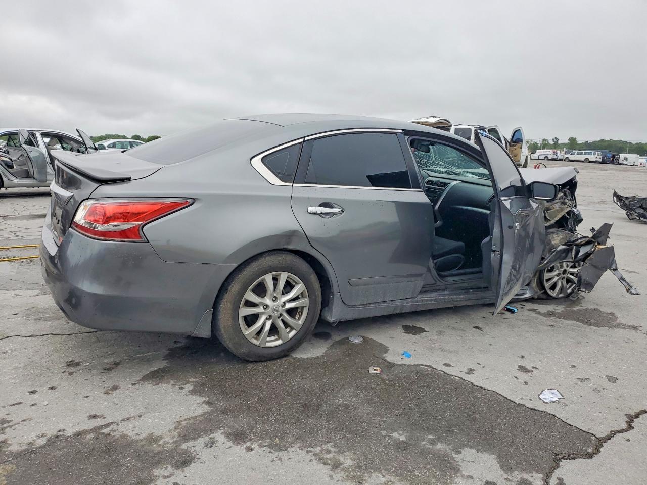 2015 Nissan Altima 2.5 S - Фото 3