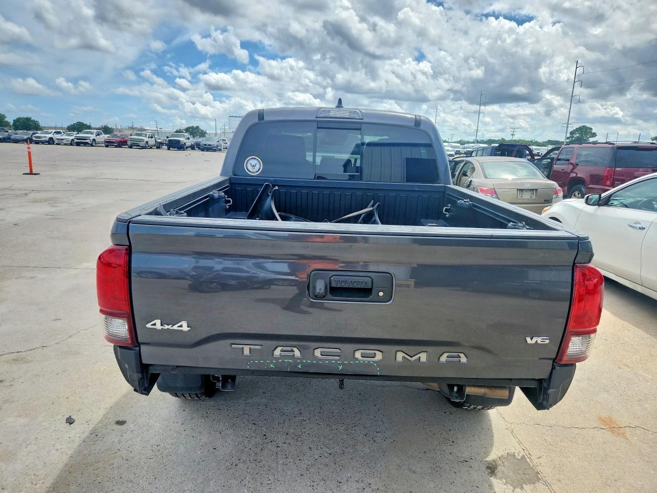 2021 Toyota Tacoma Sr5 V6 - Фото 6