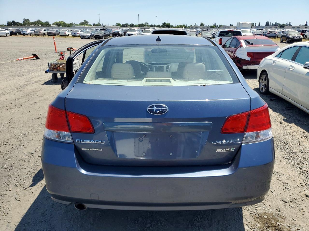 2014 Subaru Legacy 2.5I Premium - Фото 6
