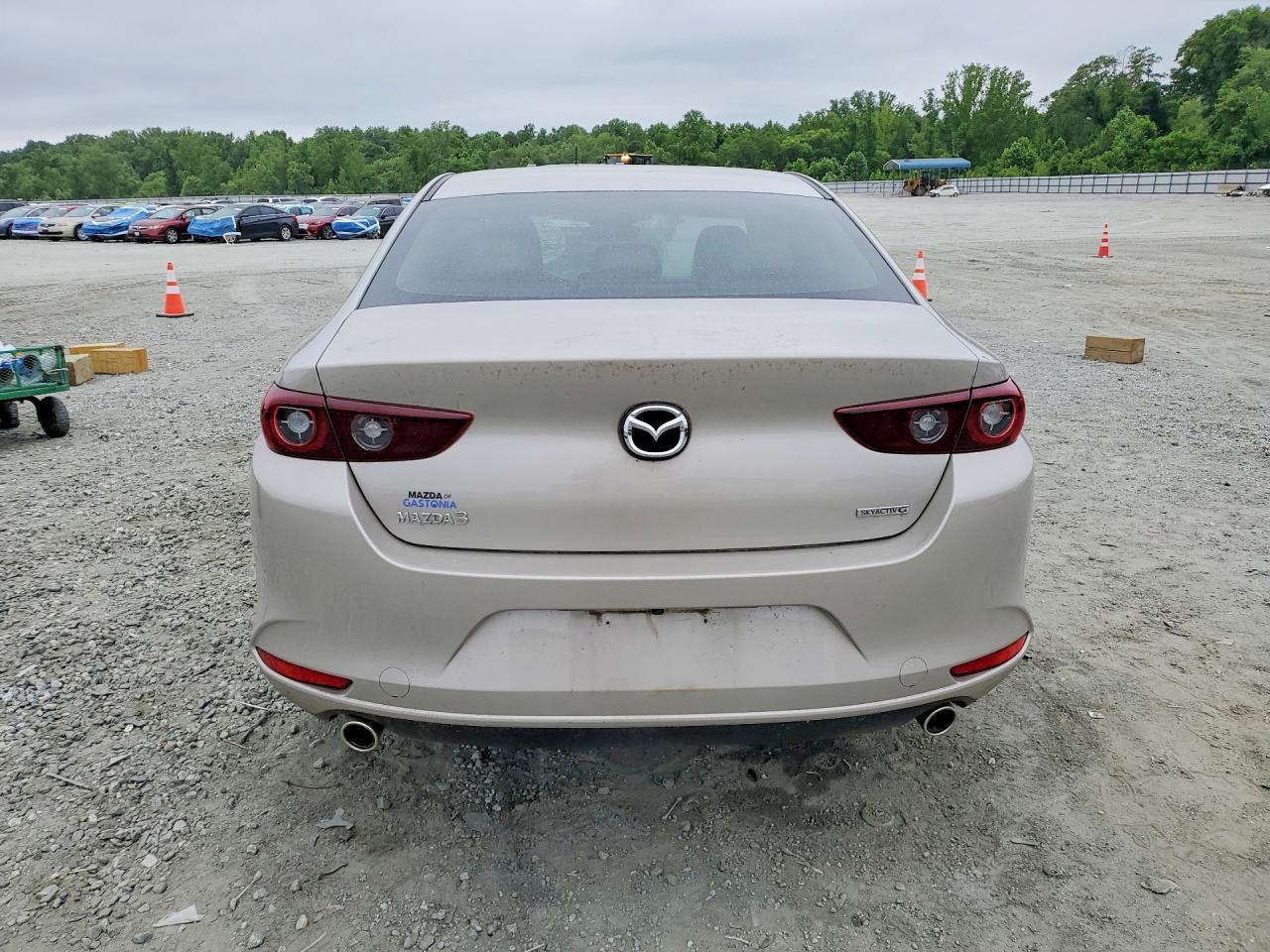 2024 Mazda 3 Preferred - Image 6