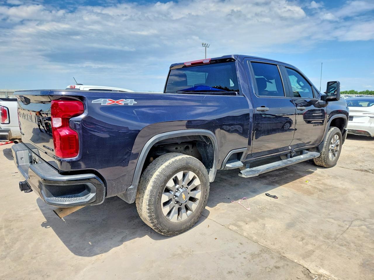 2024 Chevrolet Silverado K2500 Custom - Image 3