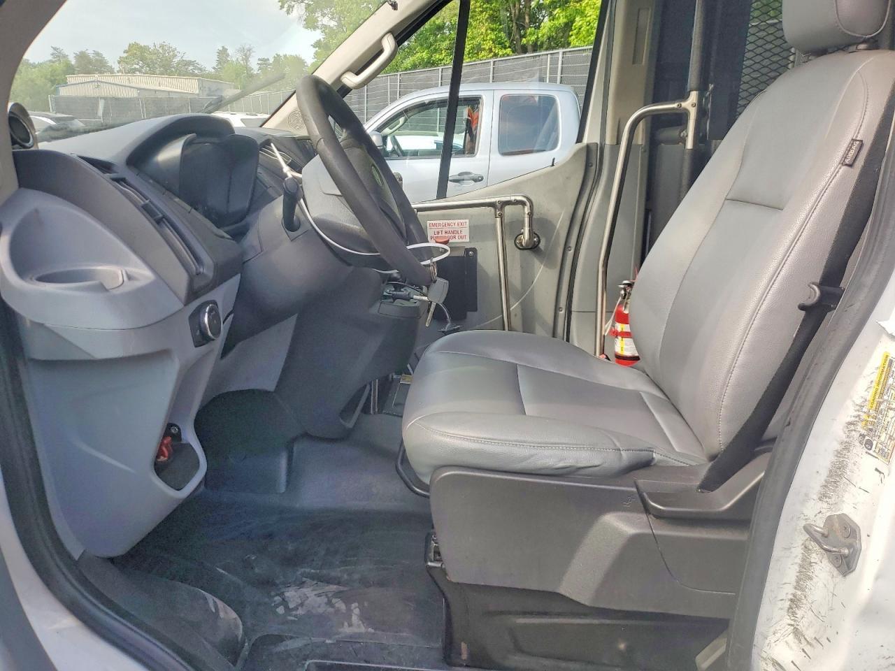2017 Ford Transit T-350 Handicap Accessible Van - Фото 7