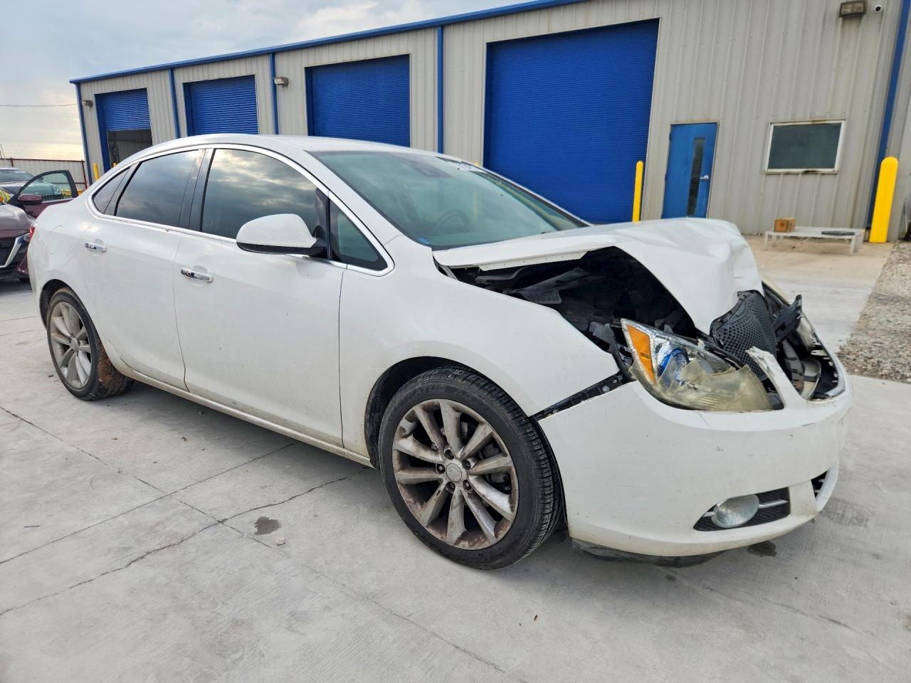 2014 Buick Verano Convenience - Image 4