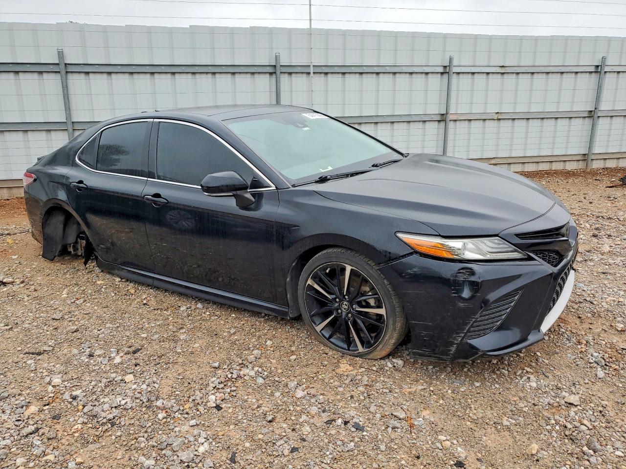 2019 Toyota Camry Xse - Фото 4