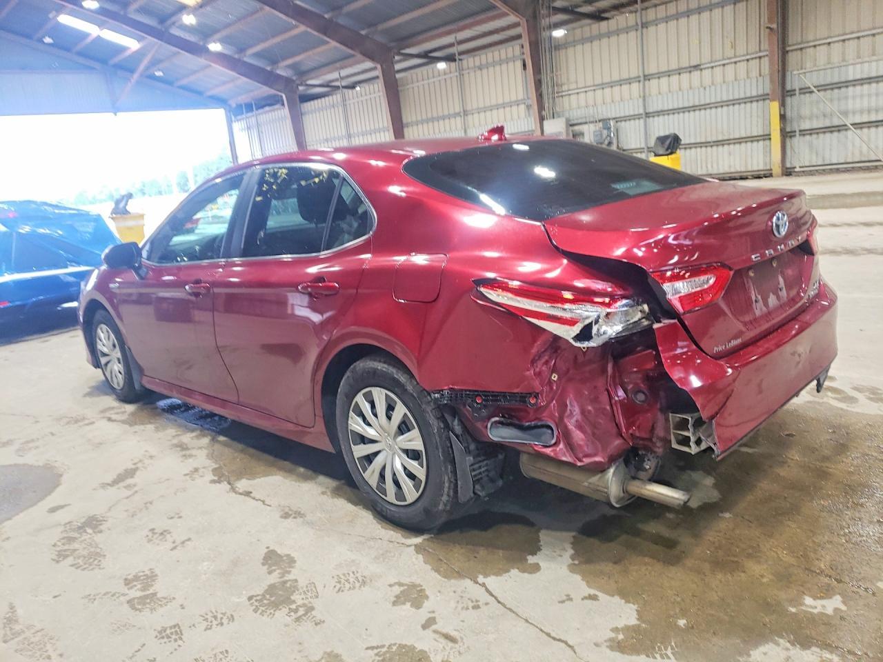 2020 Toyota Camry Le - Image 2