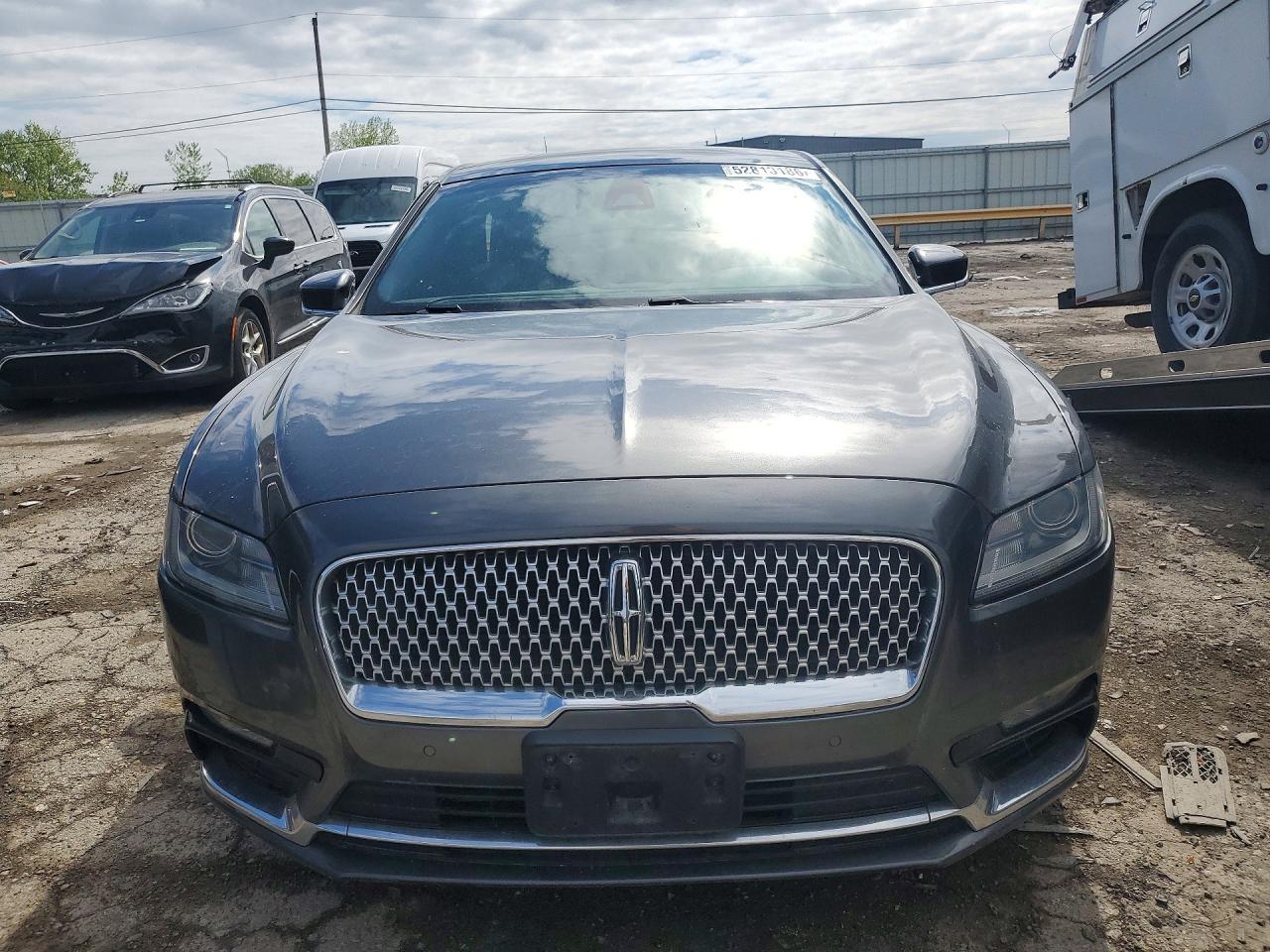 2017 Lincoln Continental Reserve - Фото 5