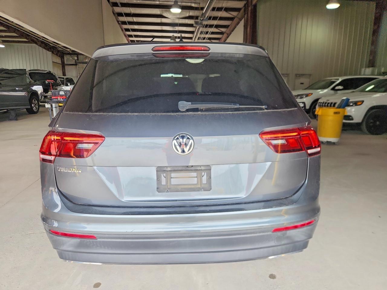 2020 Volkswagen Tiguan S - Image 6