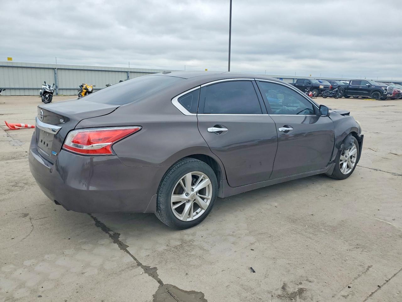 2013 Nissan Altima 2.5 - Image 3