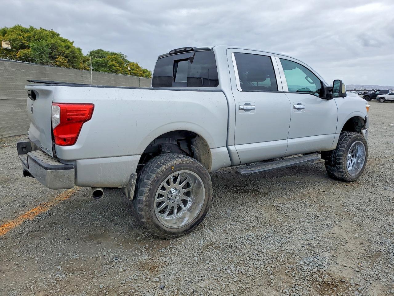 2018 Nissan Titan S - Image 3