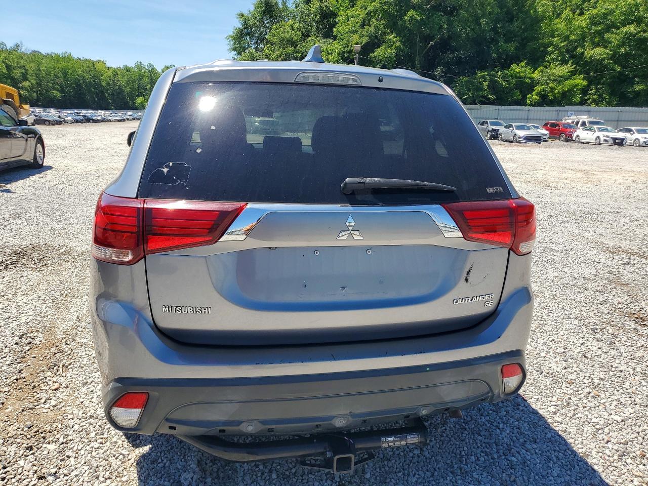 2018 Mitsubishi Outlander Se - Image 6