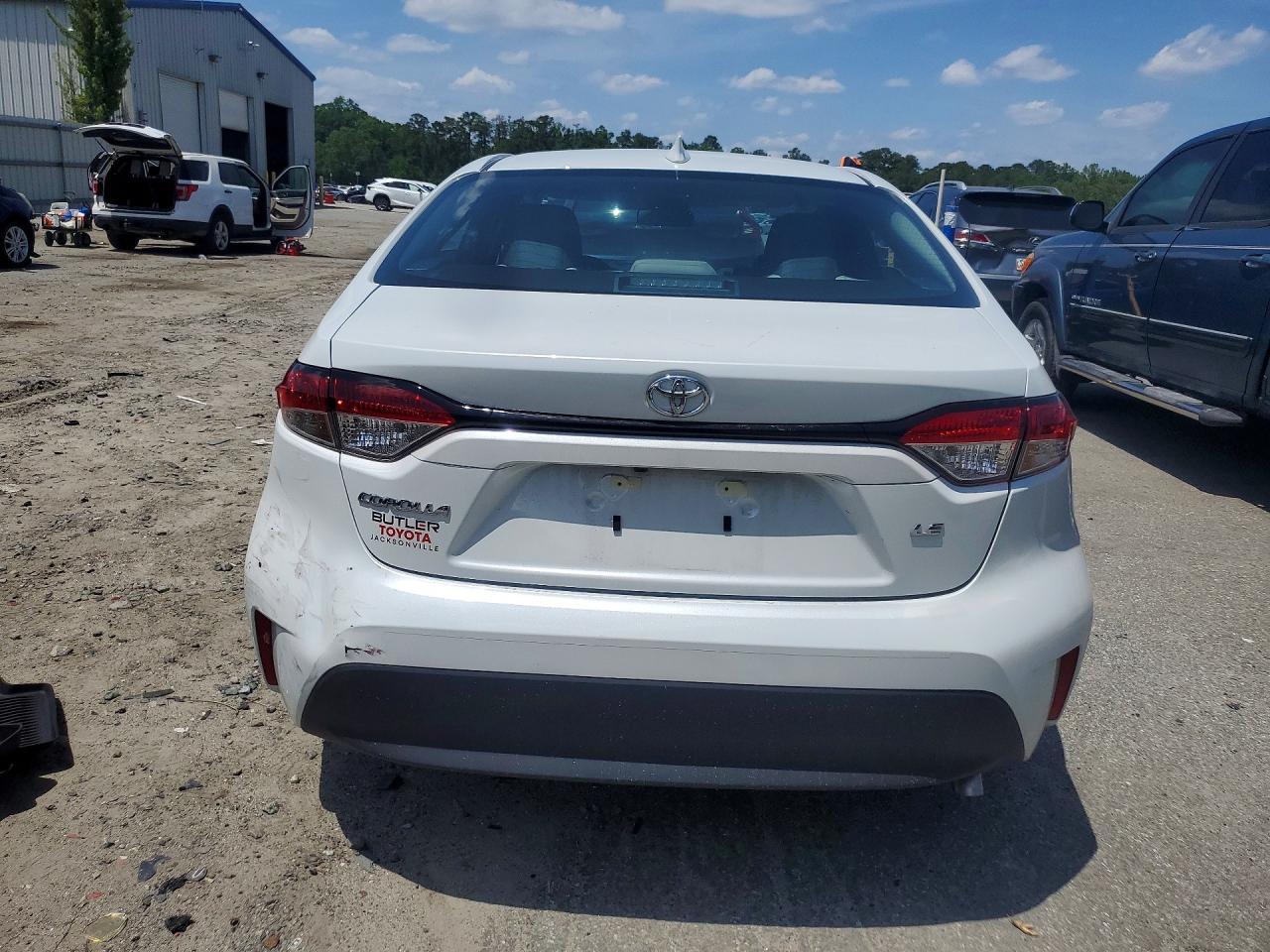 2026 Toyota Corolla Le - Image 6
