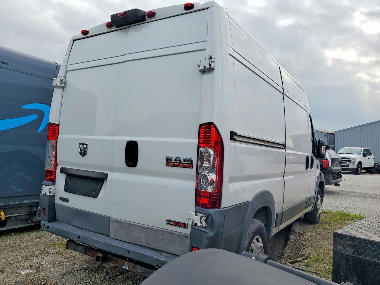 2015 Ram Promaster 2500 Delivery Van - Фото 3