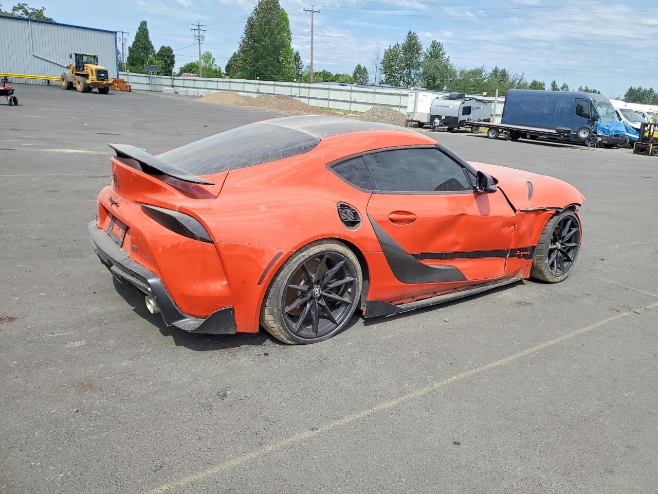 2024 Toyota Gr Supra 45Th Anniversary Edition - Фото 3