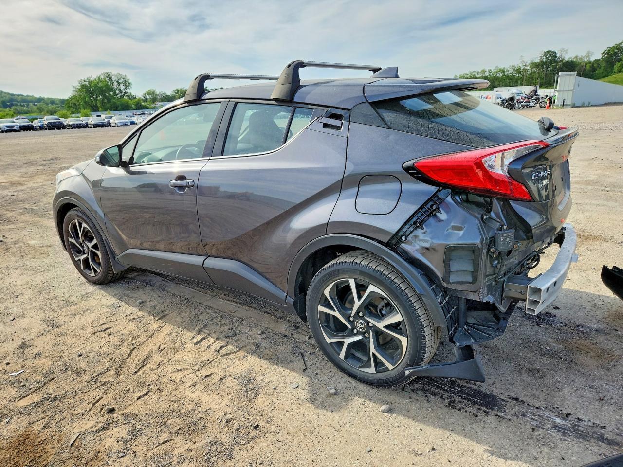 2019 Toyota C-Hr Limited - Фото 2