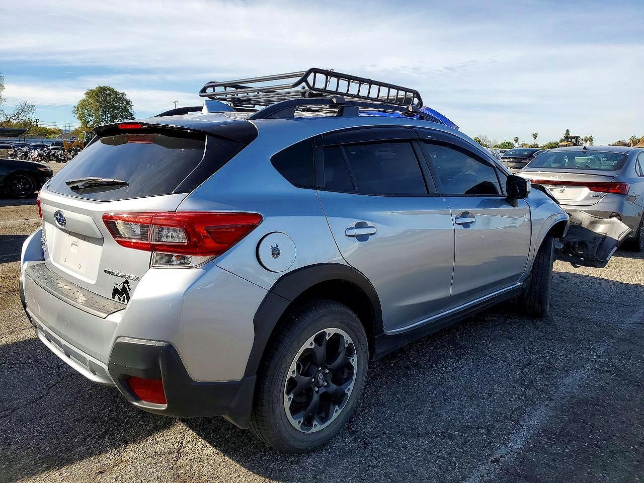 2021 Subaru Crosstrek Premium - Фото 3