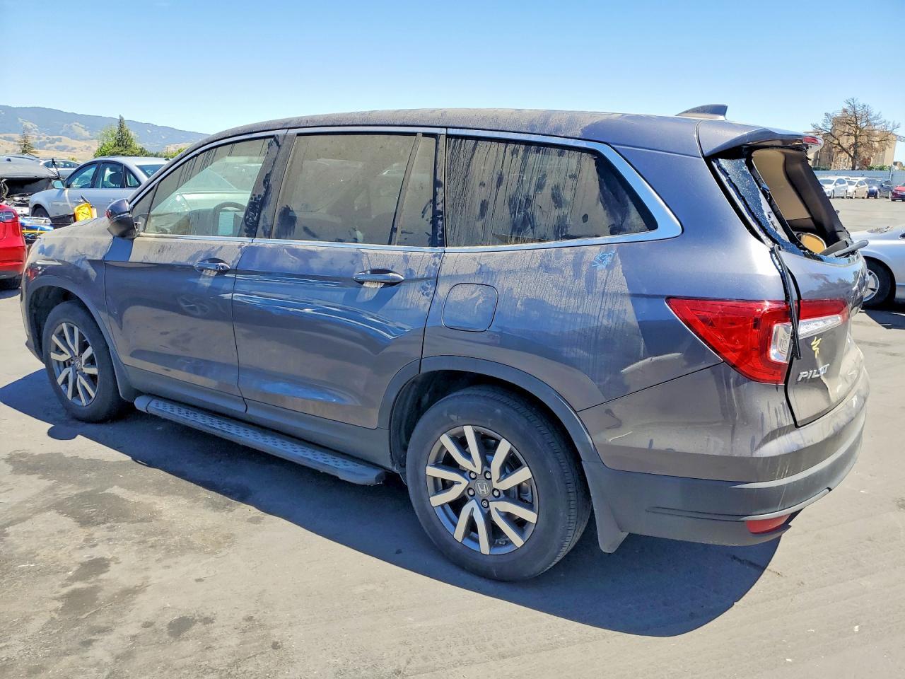 2021 Honda Pilot Ex - Image 2