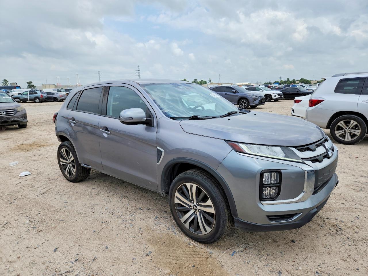 2020 Mitsubishi Outlander Sport Es - Image 4