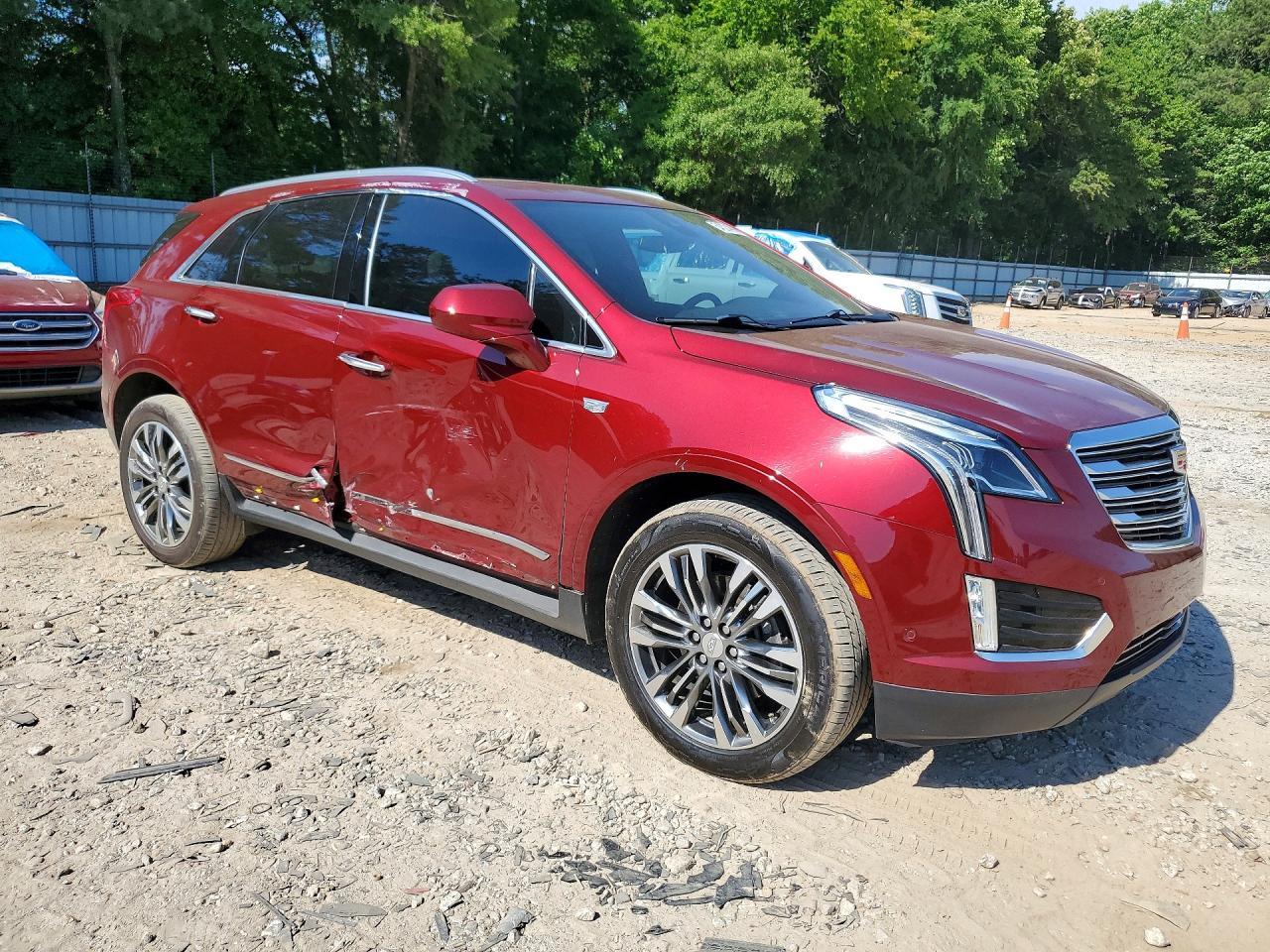 2017 Cadillac Xt5 Premium Luxury - Image 4